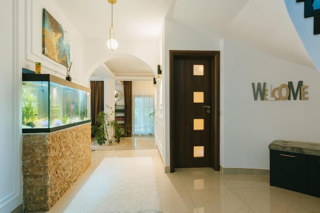 Therme - Corbeanca By The Lake Luxury Villa Bagian luar foto